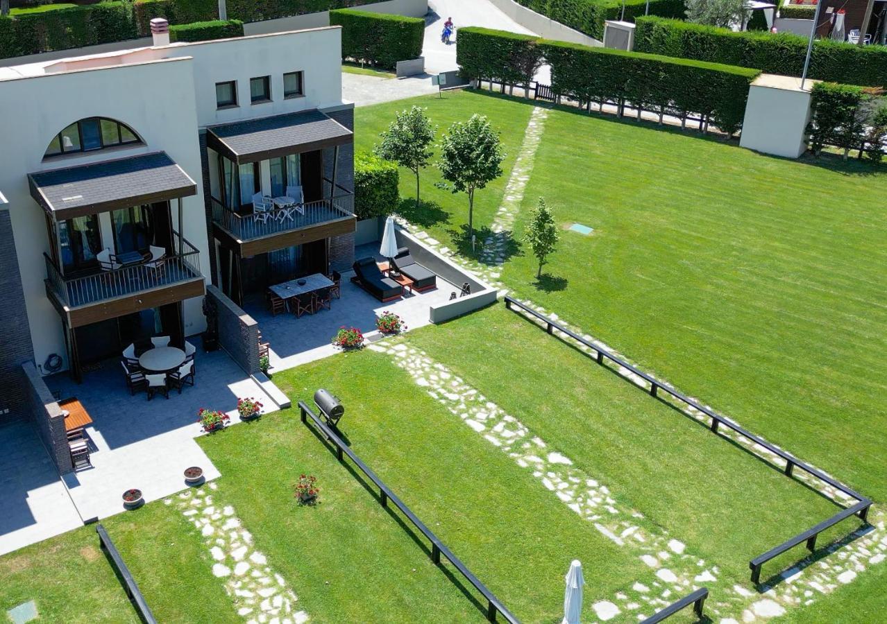 Heaven Luxury Villa Nea Roda Bagian luar foto